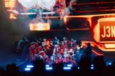 제니  ‘like JENNIE’, ‘코첼라’ 역대급 무대 탄생