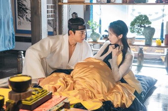 서현x옥택연, 로맨스의 공식을 깨뜨리다