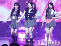 [TD포토] 이리온 청순 매력 돋보이는 무대