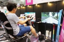 [굿게임쇼 2015] 최첨단 게임의 용광로! 굿게임쇼 2015 풍경기