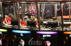 [TI5 결승전] 특이한 레인 설정의 승리! CDEC, 2세트 따고 1:1 동점