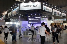 티지소프트 주식회사 | [TGS2015] 온라인, 웹, 모바일 전부 모였다! 'DMM' 부스 풍경기