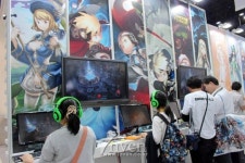 티지소프트 주식회사 | [TGS2015] 온라인, 웹, 모바일 전부 모였다! 'DMM' 부스 풍경기