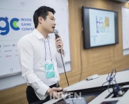 [IGC2016] 허니잼 이형호 대표가 말하는 소규모 개발사의 게임 완성과 유지 보수 과정