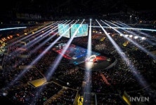 [e스포츠 연말특집⑤] 키워드로 돌아본 2016 LoL e스포츠