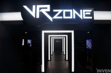 [취재] 이야기 속 주인공이 되는 새로운 VR 체험, VR ZONE CINEMA 오픈