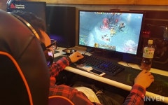 [취재] 일본 PC방 최고의 인기 게임은? 도쿄 신오쿠보 e-sports cafe 탐방