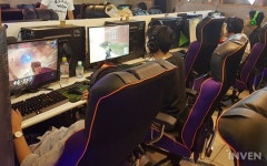 [취재] 일본 PC방 최고의 인기 게임은? 도쿄 신오쿠보 e-sports cafe 탐방