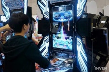 [PlayX4] DDR 20주년 기념작, 댄스 러시 스타덤 국내 등장! - 유니아나 부스