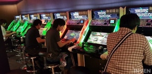 국내에서 만나볼 수 있을까? 카드챙겨서 SEGA 아케이드 게임장으로!