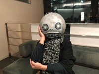 [인터뷰] 요코오 타로 "가식과 허영? 시노앨리스에는 정답따윈 존재하지 않는다"