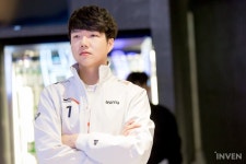 [돌발포토] 멀게만 느껴지던 봄이 다가오다! 롤챔스 스프링 프로필 촬영 현장 -2