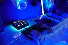 장비탓 불가능한 최고급 PC방? 로지텍 G PC Cafe