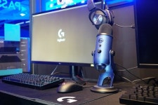 장비탓 불가능한 최고급 PC방? 로지텍 G PC Cafe