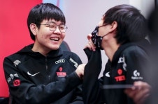 [롤드컵] 남다른 픽, 성장하는 LPL 탑 라이너 수닝 빈-TES 369 대결