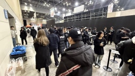 굿즈도 풍성, GS25까지 들어선 AGF 2024 명조월드