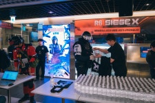 [포토] 한국 팬들과 함께! 레인보우 식스 시즈 X PC방 팝업 이벤트