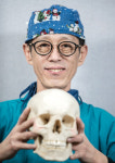 [명의 탐방] 닥터미성형외과 하재성 원장 | 재수술 부담 줄이는 비절개 성형수술 개척자