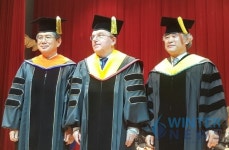 바흐 IOC 위원장 한체대 명예 박사 학위 받았다!