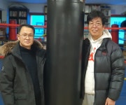 2체급 세계챔피언 최희용을 KO로 제압한 돌주먹 조동범 [조영섭의 스포츠 산책]