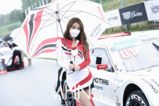 레이싱모델 유진 빗속 아름다운 여인[포토]