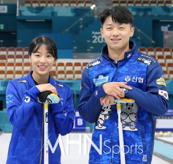 경기도 컬링팀, 밀라노 올림픽 티켓 확보…김은지 스킵 리더십에 기대