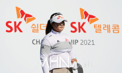 유해란 '스폰스 경기에 더욱 맹렬하게~'[포토]
