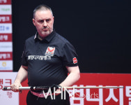 [PBA] 황제의 퍼펙트 큐 웰컴저축은행, 휴온스 꺾고 선두 차지