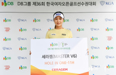 윤이나 6타 잃고 11번홀 홀인원[포토]