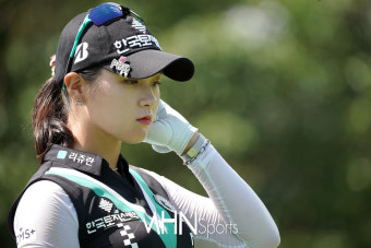 박현경 '역전 우승 가능할까'[포토]