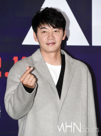 [Ms포토]김승수 '김소은 응원왔어요'