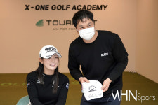 [Ms포토]현세린 찾아 온 팬들에게 미소로 답례