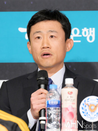 [Ms포토] K리그 미디어데이 참석한 대구FC 최원권 감독
