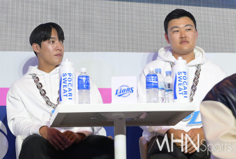 [Ms포토] 원태인-오재일 '미디어데이 훔친 스타성'