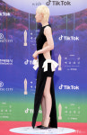 [Ms포토] 김히어라 파격드레스 끝판왕