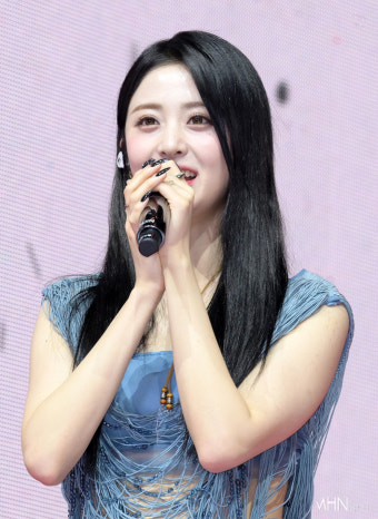 르세라핌과 김완선, 힙합 스타일로 새롭게 탄생한 피에로 곡이 호평
