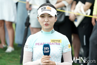 [Ms포토] 이예원 '역전 우승에 대한 인터뷰'