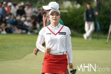 [Ms포토] 이다연 '짜릿한 역전 우승, 이런 세리머니는 처음'