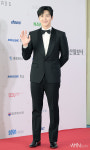 [Ms포토] 김선호 멋진 슈트핏 자랑하며