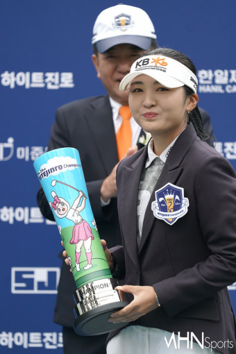 [Ms포토] 메이저 퀸 이예원 '맥주 원 샷 할 뻔'