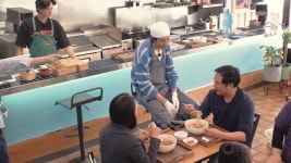 조인성X한효주 무빙 커플 케미, 아세안 마켓서 다시 한번 발동(어쩌다 사장3)