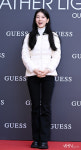 [Ms포토] 수지 '환호성에 기쁜 토끼'
