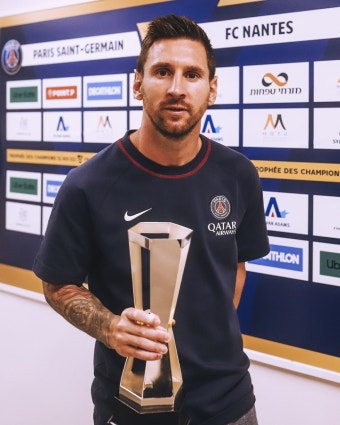 '리오넬 메시의 후계자 이강인' PSG 이강인, 소속팀 첫 우승컵 '번쩍'