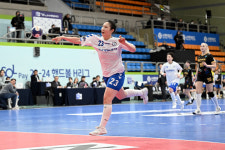 [핸드볼 H리그] 경남개발공사, 부산시설공단에 대승 거두고 2위 올라