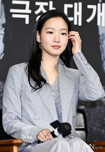 김고은, 도회적 미모부터 상큼 미소까지 '매력 풀 장착' [Ms앨범]