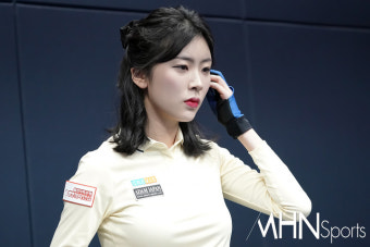 [mhn포토] 정수빈 '길을 읽다'