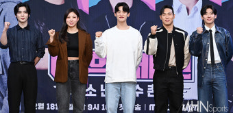 [mhn포토] 김요한-장은실-이대훈-윤성빈-덱스 '대학체전:소년선수촌, 파이팅'