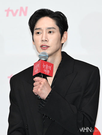 [mhn포토] 박성훈 '눈물의 여왕으로 돌아왔어요'