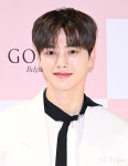 돌아오면 해외 팬도 공략? 현역 입대 D-1 송강, 원대한 꿈 밝혔다