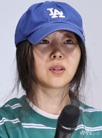 [mhn포토] 긴급 기자회견 가지는 민희진 어도어 대표